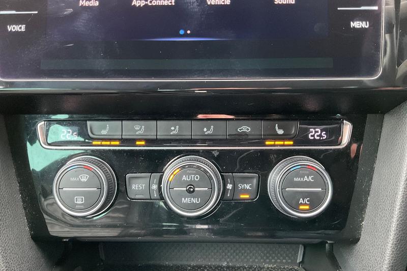 Used Volkswagen Passat 2020 for sale - 77138247: Photo 28