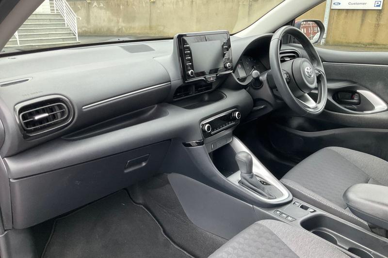 Used Toyota Yaris 2021 for sale - 77435523: Photo 18