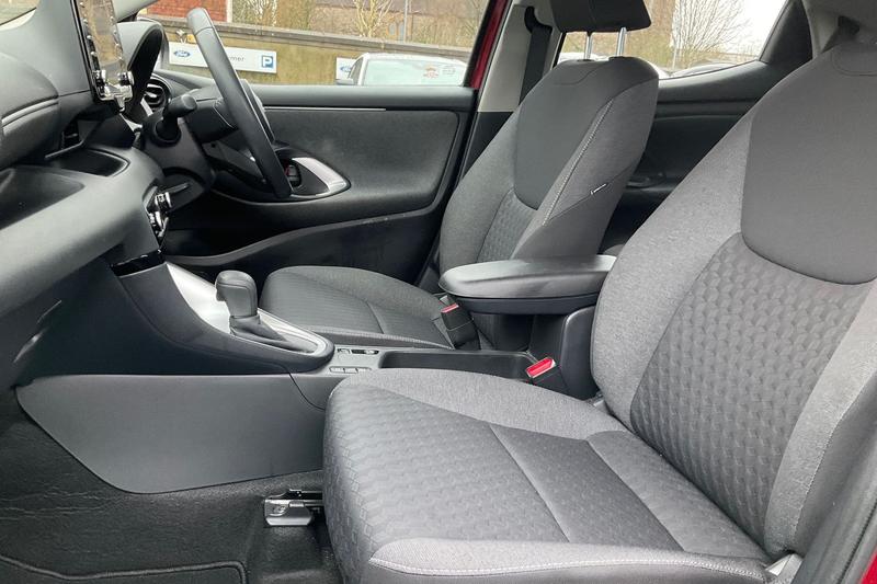 Used Toyota Yaris 2021 for sale - 77435523: Photo 19