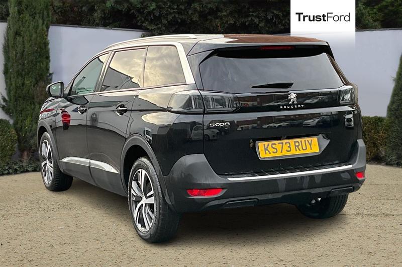 Used Peugeot 5008 2023 for sale - 76949144: Photo 2