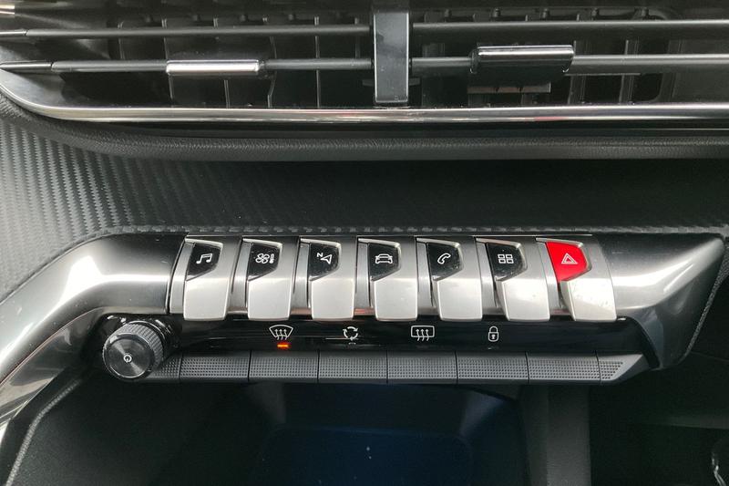 Used Peugeot 5008 2023 for sale - 76949144: Photo 28