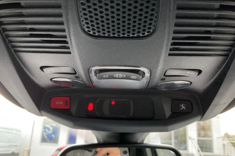 Used Peugeot 5008 2023 for sale - 76949144: Photo 32