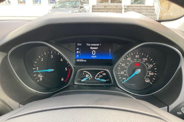 Used Ford Focus 2018 for sale - 76327745: Photo 13