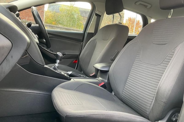 Used Ford Focus 2018 for sale - 76327745: Photo 19