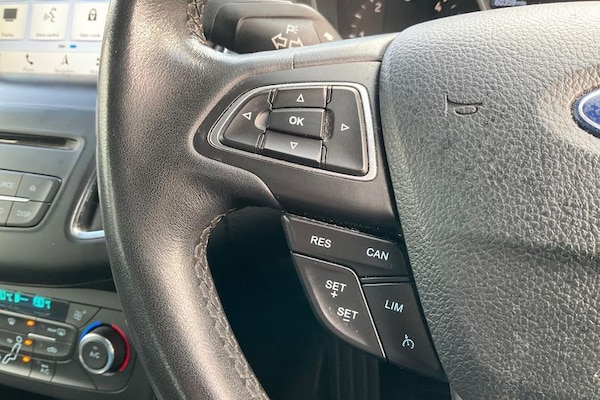 Used Ford Focus 2018 for sale - 76327745: Photo 32
