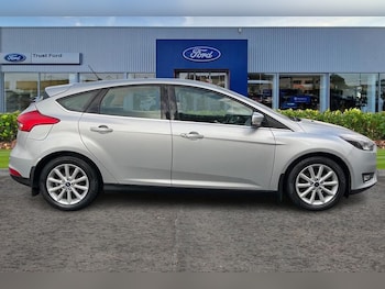 Used Ford Focus 2018 for sale - 76327745: Photo 3