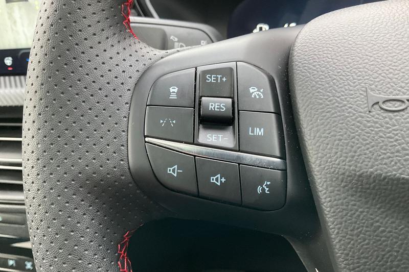 Used Ford Kuga 2025 for sale - 77653804: Photo 34