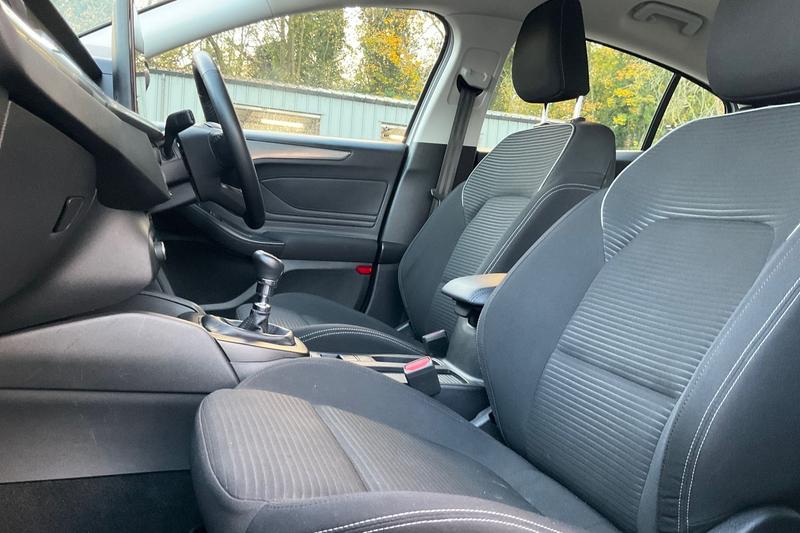 Used Ford Focus 2023 for sale - 76500639: Photo 19