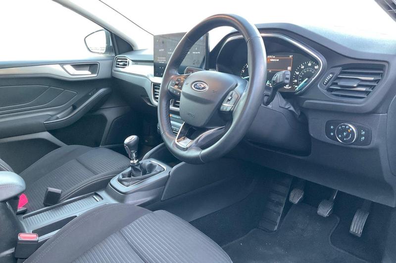 Used Ford Focus 2023 for sale - 76500639: Photo 9