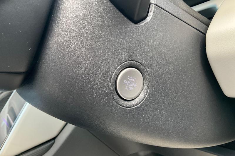 Used Ford Explorer 2025 for sale - 76819271: Photo 36