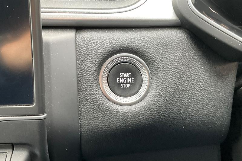 Used Renault Captur 2022 for sale - 75997457: Photo 32