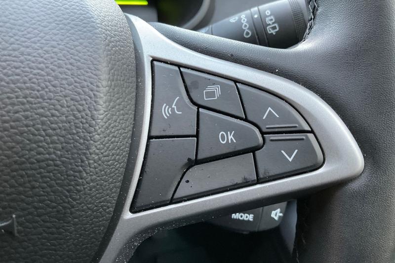 Used Dacia Jogger 2024 for sale - 76634779: Photo 31