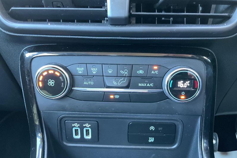 Used Ford Ecosport 2019 for sale - 76028240: Photo 28