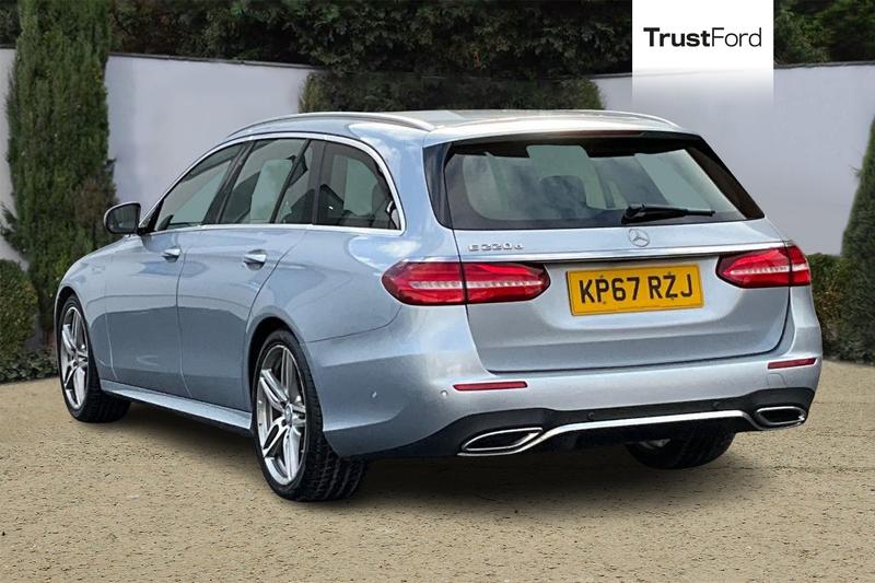 Used Mercedes-Benz E Class 2017 for sale - 76508181: Photo 2