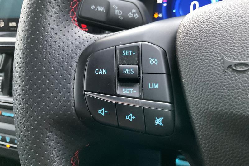 Used Ford Focus 2022 for sale - 77128199: Photo 33