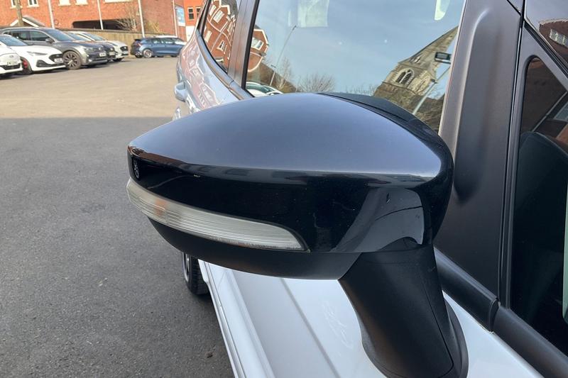 Used Ford Ecosport 2018 for sale - 77965956: Photo 35