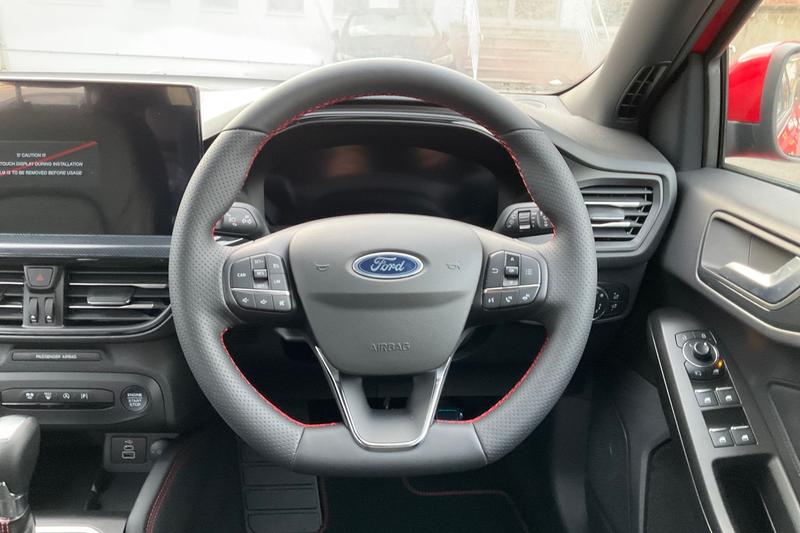 Used Ford Focus 2025 for sale - 76949110: Photo 12