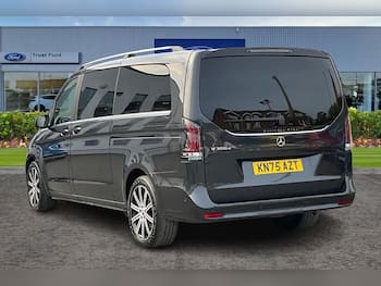 Used Mercedes-Benz V-Class 2025 for sale - 79653417: Photo