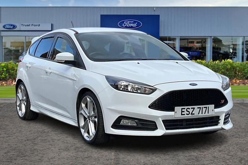 Used Ford Focus 2017 for sale - 76344453: Photo 1