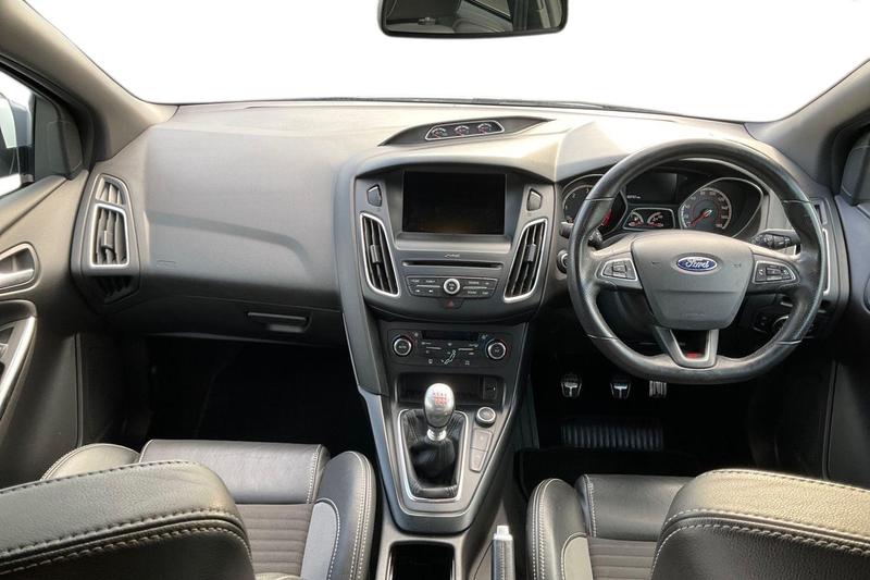 Used Ford Focus 2017 for sale - 76344453: Photo 10