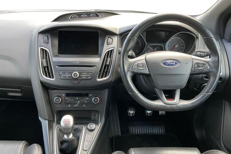 Used Ford Focus 2017 for sale - 76344453: Photo 11