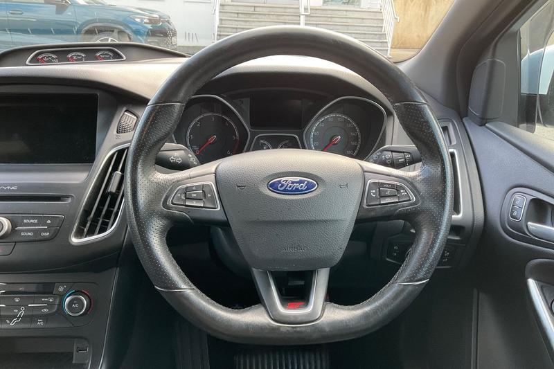 Used Ford Focus 2017 for sale - 76344453: Photo 12