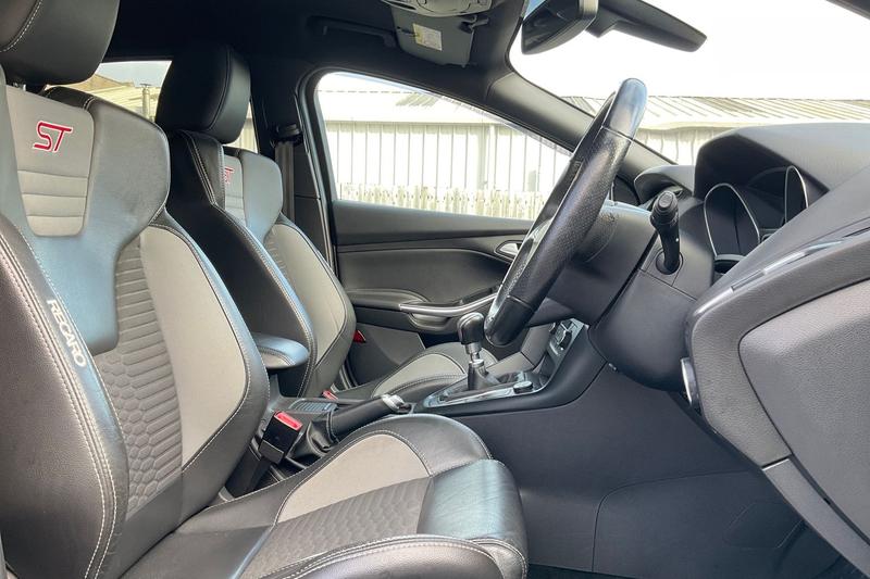 Used Ford Focus 2017 for sale - 76344453: Photo 17