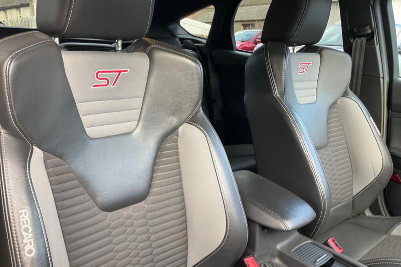 Used Ford Focus 2017 for sale - 76344453: Photo 35
