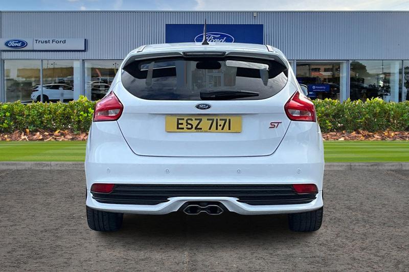 Used Ford Focus 2017 for sale - 76344453: Photo 7