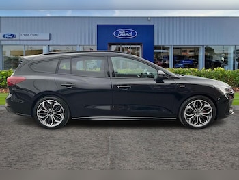 Used Ford Focus 2025 for sale - 76180081: Photo 3