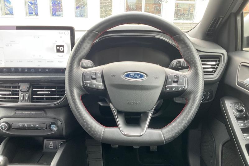 Used Ford Focus 2023 for sale - 76580777: Photo 12
