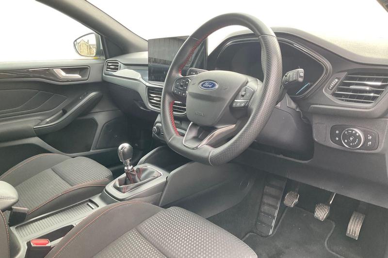 Used Ford Focus 2023 for sale - 76580777: Photo 9