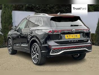 Used Volkswagen Tiguan 2024 for sale - 75751883: Photo 2