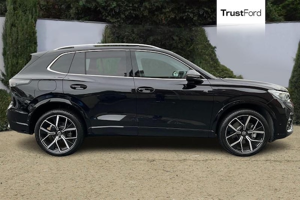 Used Volkswagen Tiguan 2024 for sale - 75751883: Photo 3