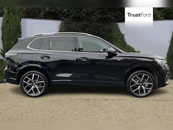 Used Volkswagen Tiguan 2024 for sale - 75751883: Photo 3