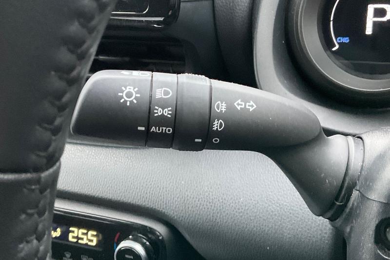 Used Toyota Yaris 2023 for sale - 77997173: Photo 14