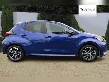 Used Toyota Yaris 2023 for sale - 77997173: Photo