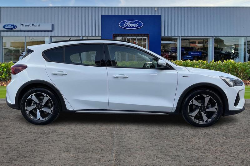 Used Ford Focus 2023 for sale - 77082333: Photo 3