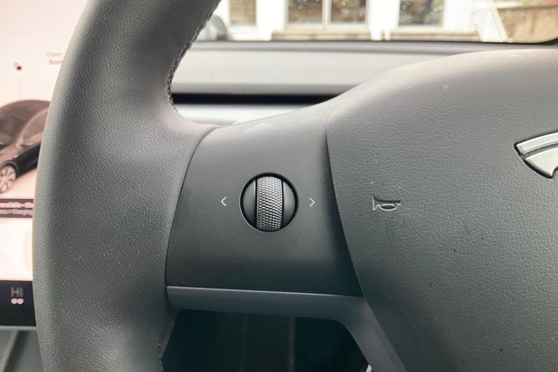 Used Tesla Model Y 2024 for sale - 77274901: Photo 35