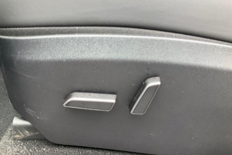 Used Tesla Model Y 2024 for sale - 77274901: Photo 38