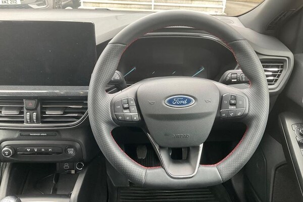 Used Ford Focus 2023 for sale - 75489791: Photo 12