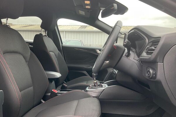 Used Ford Focus 2023 for sale - 75489791: Photo 17