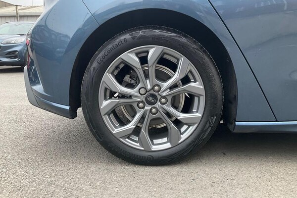 Used Ford Focus 2023 for sale - 75489791: Photo 8