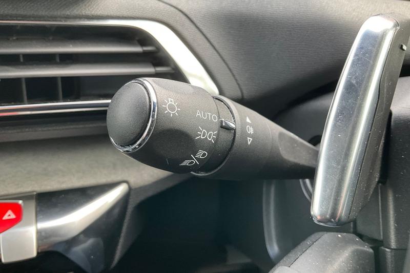 Used Peugeot 5008 2023 for sale - 76036257: Photo 14