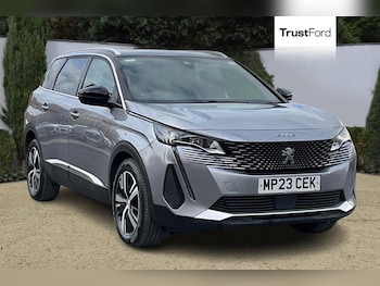 Peugeot - 5008