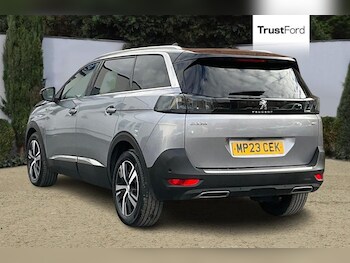 Used Peugeot 5008 2023 for sale - 76036257: Photo 2