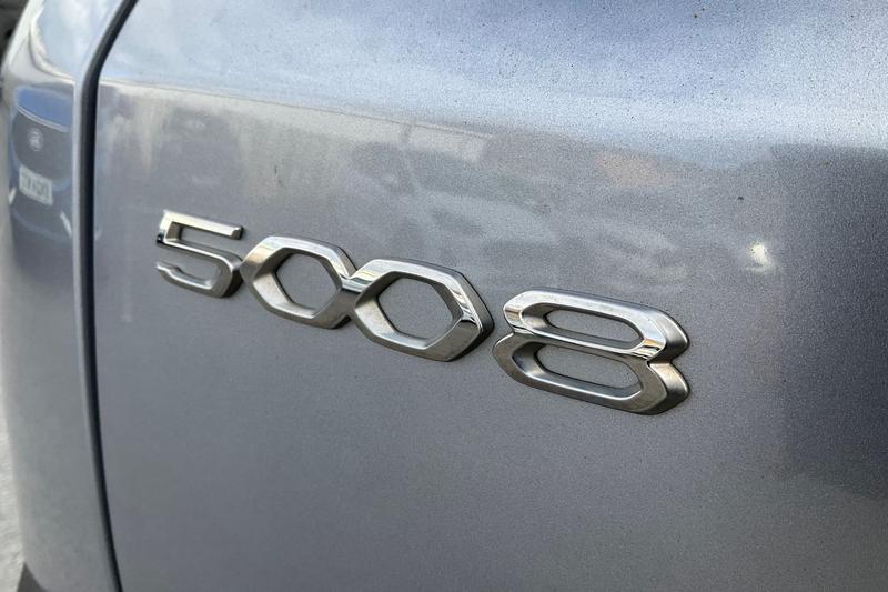 Used Peugeot 5008 2023 for sale - 76036257: Photo 39