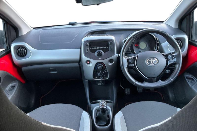 Used Toyota AYGO 2016 for sale - 76931326: Photo 10