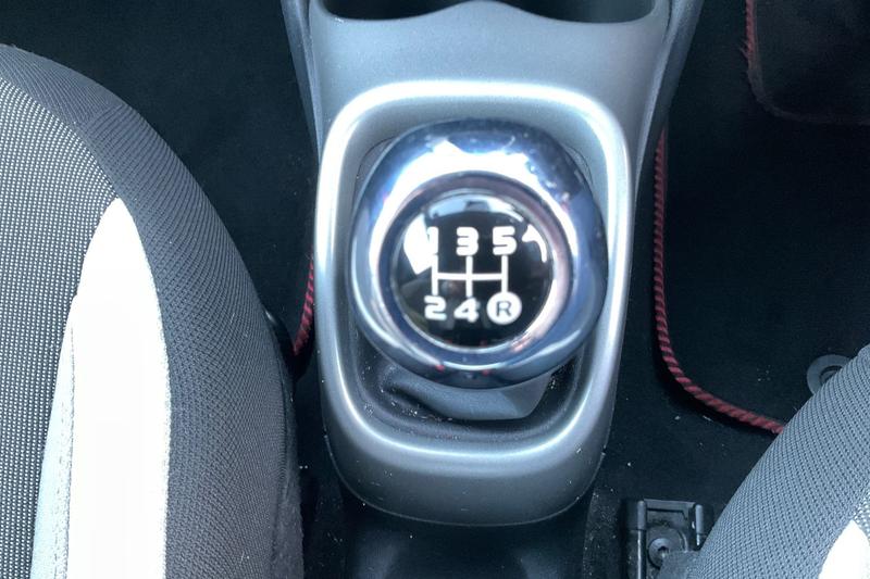 Used Toyota AYGO 2016 for sale - 76931326: Photo 26