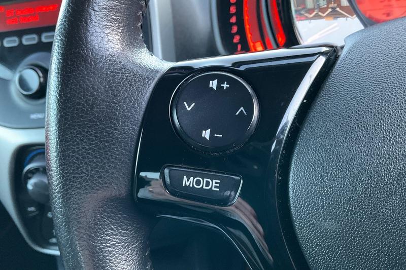 Used Toyota AYGO 2016 for sale - 76931326: Photo 27